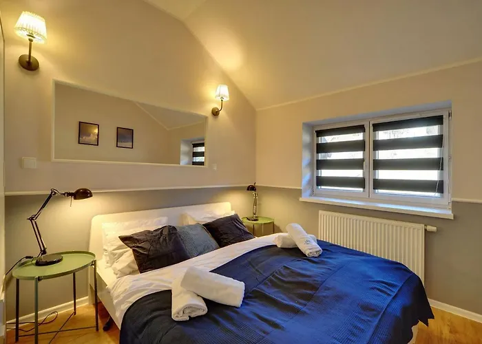 Invest Perla B12 * 스클라르스카포렘바