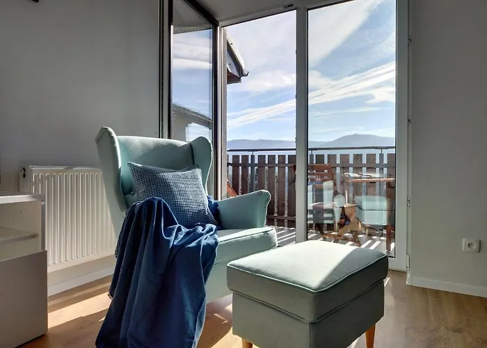 Invest Perla B12 스클라르스카포렘바